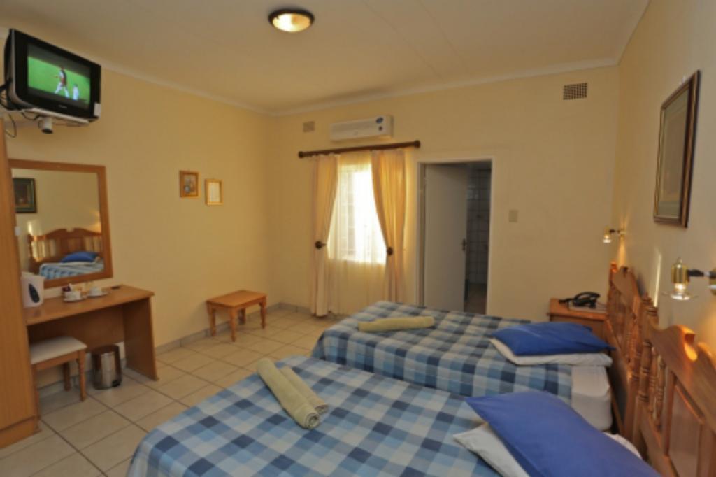 Schuetzenhaus Guesthouse Keetmanshoop Dış mekan fotoğraf