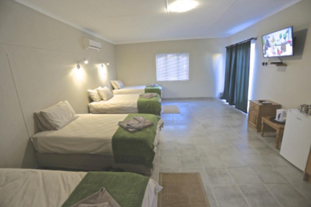 Schuetzenhaus Guesthouse Keetmanshoop Dış mekan fotoğraf